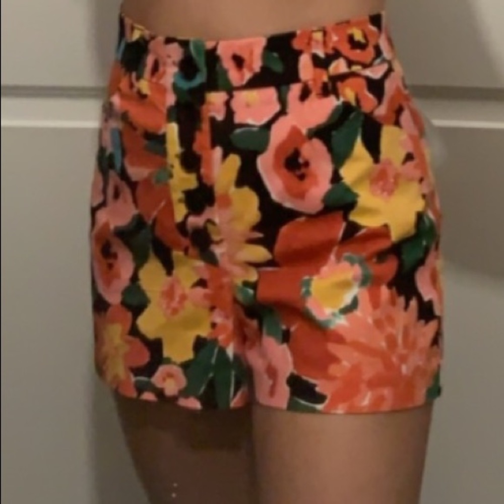 multicolored floral high waisted shorts